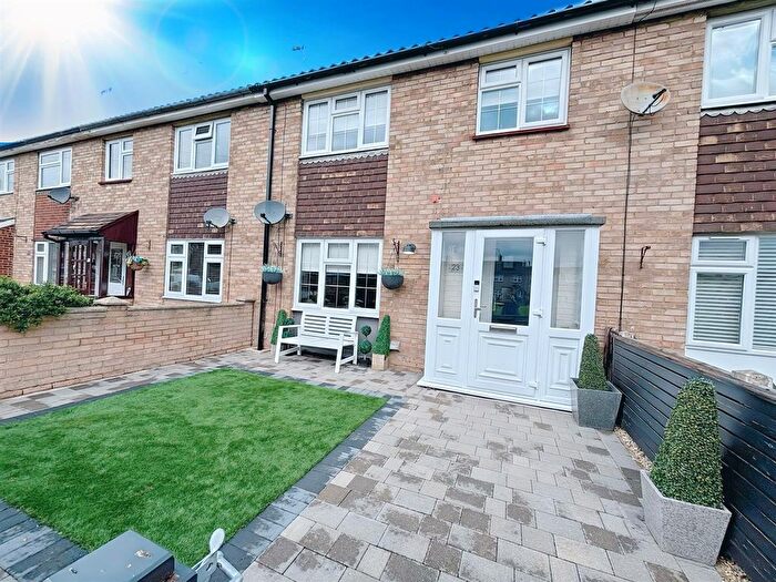 3 Bedroom Terraced House For Sale In Jesmond Road, Grays, RM16