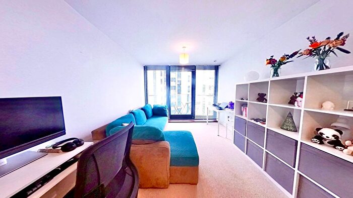 1 Bedroom Flat To Rent In Neutron Tower, East India, E14