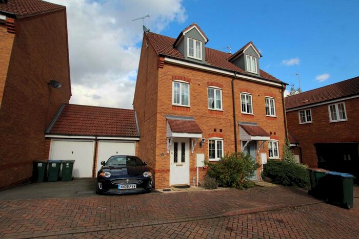 3 Bedroom Semi-Detached House To Rent In Riverslea Road, Coventry, CV3