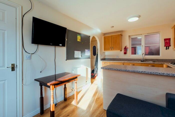 4 Bedroom House To Rent In Wheeltappers Way, Loughborough, LE11