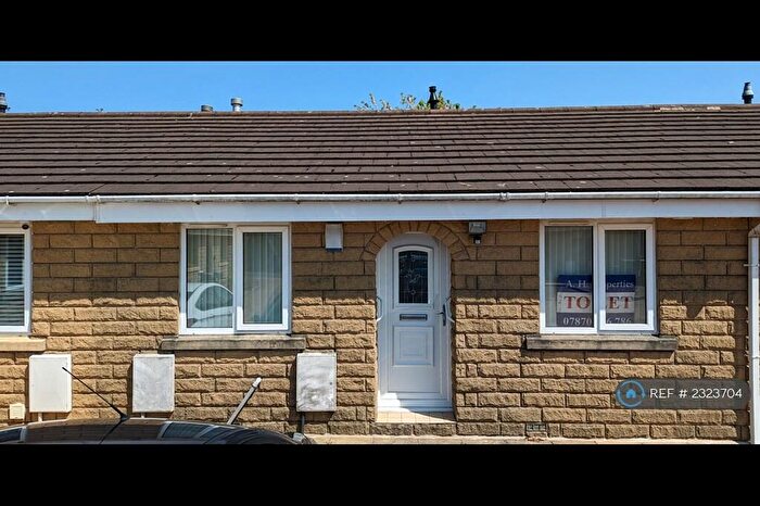 2 Bedroom Bungalow To Rent In Plover View, Burnley, BB12