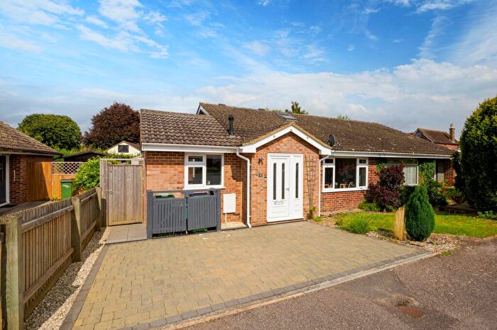 3 Bedroom Semi-Detached Bungalow For Sale In Robus Close, Lyminge, CT18