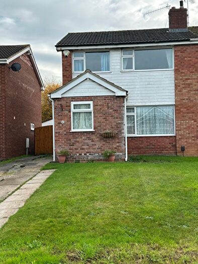 3 Bedroom Semi-Detached House To Rent In Causeway View, Nailsea, BS48