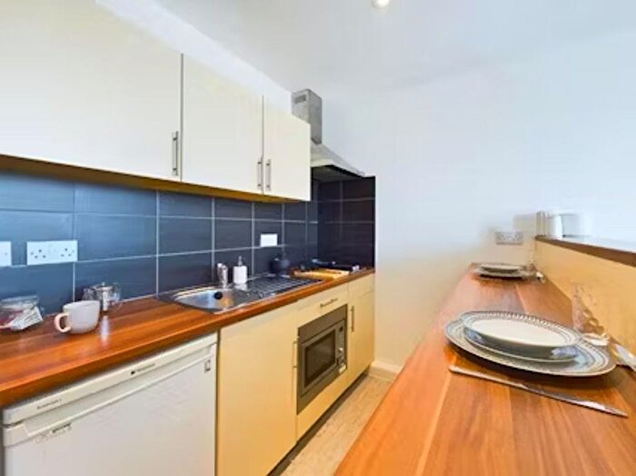 1 Bedroom Flat To Rent In - London Road, Liverpool, L3