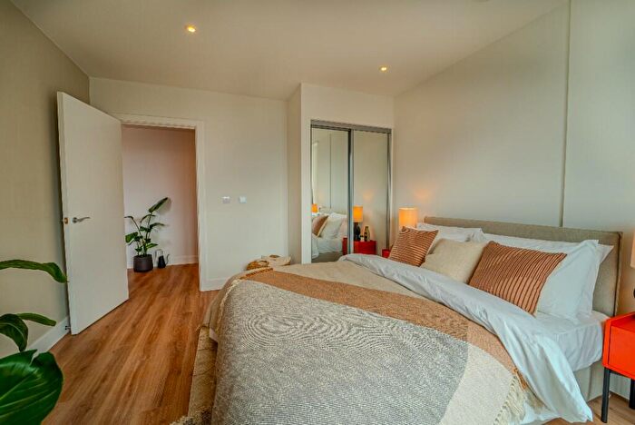 1 Bedroom Flat To Rent In , Cherry Orchard Road, Croydon, London, CR0