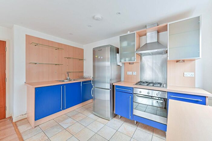 1 Bedroom Flat For Sale In Hopton Road, Woolwich Riverside, London, SE18
