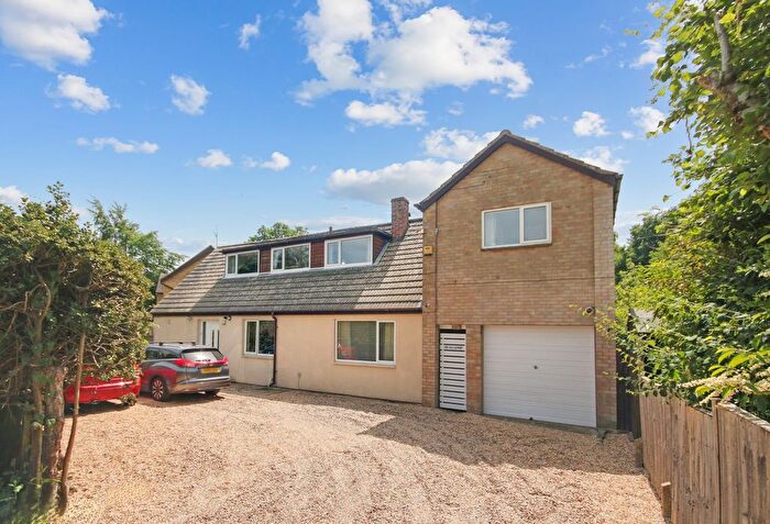 4 Bedroom Detached House For Sale In Cansiron Lane, Ashurst Wood, RH19