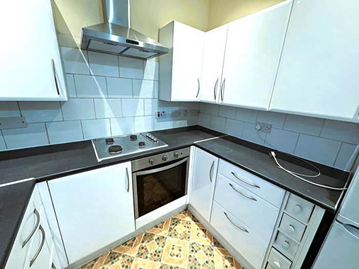 3 Bedroom Terraced House To Rent In Guildford Road, Ilford, IG3