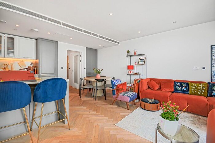 2 Bedroom Flat For Sale In Kings Tower, Chelsea Creek, Fulham, SW6