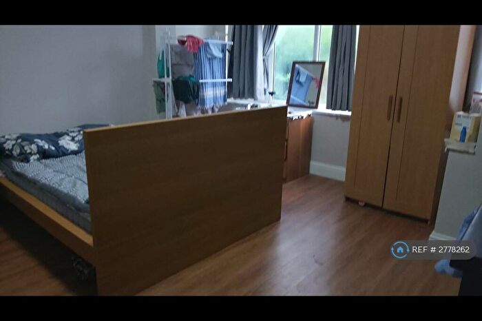 Studio To Rent In Wycombe Road, Ilford, IG2