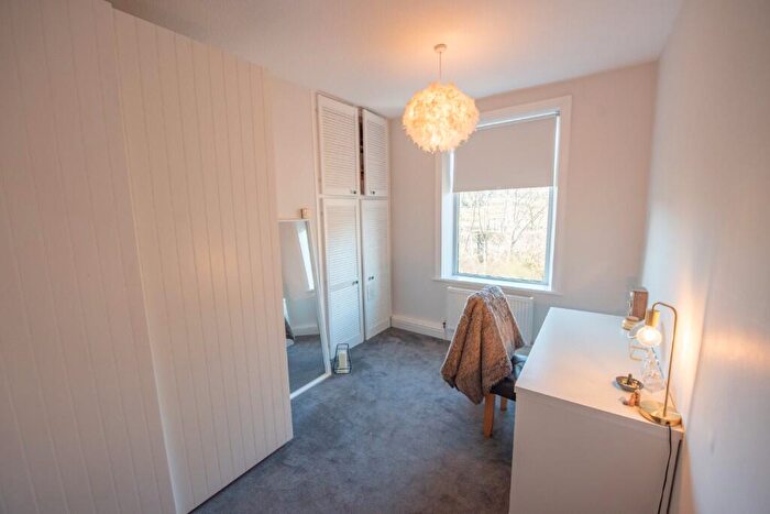 3 Bedroom End Of Terrace House For Sale In Jackson Street, Sutton-in-Craven, BD20
