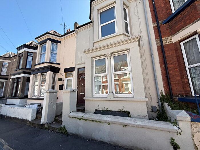 3 Bedroom House To Rent In Balmoral Road, Gillingham, ME7