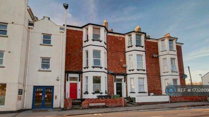 2 Bedroom Flat To Rent In Old Tiverton Road, Exeter, EX4