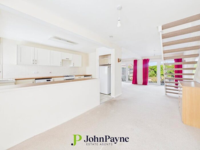 3 Bedroom Terraced House To Rent In Avondale Road, Earlsdon, Coventry, CV5