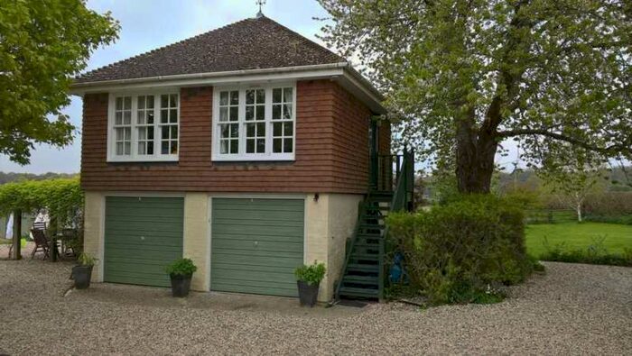 Flat To Rent In Kintbury Holt, RG20