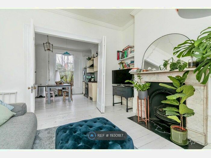 2 Bedroom Maisonette To Rent In Albion Drive, Hackney, E8