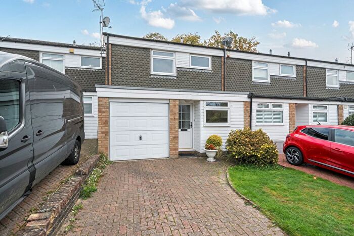 3 Bedroom Terraced House For Sale In Bessels Way, Sevenoaks, Kent, TN13