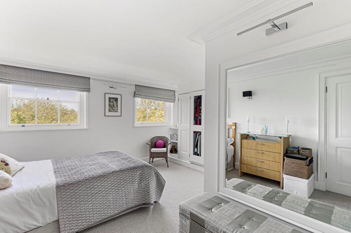 2 Bedroom Flat For Sale In Cumberland Terrace, Regent's Park, London, , United Kingdom, NW1