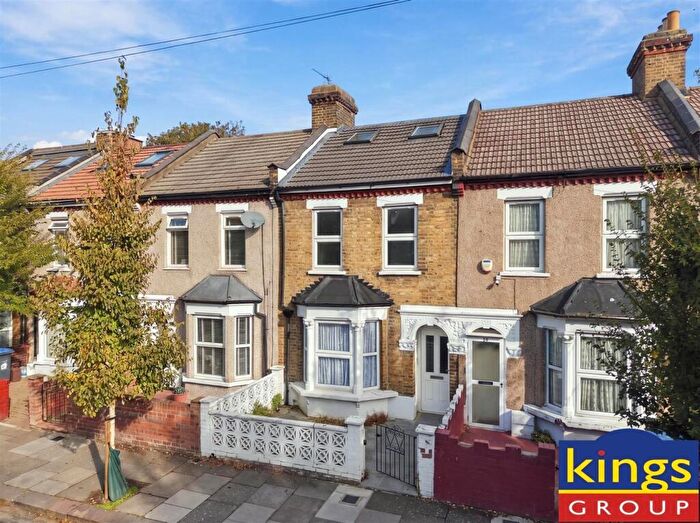 5 Bedroom Terraced House For Sale In Grosvenor Road, Edmonton, N9