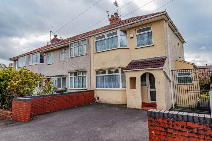 3 Bedroom End Of Terrace House To Rent In Blenheim Drive, Filton, Bristol, BS34