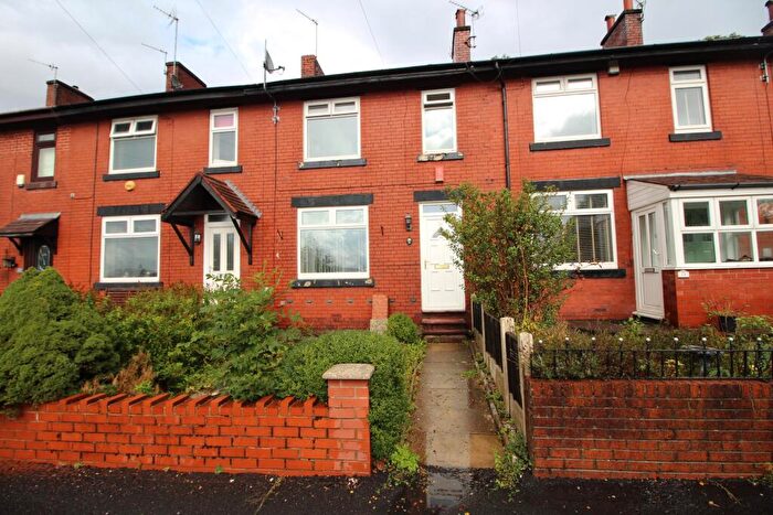 3 Bedroom Terraced House To Rent In Hollins Avenue, Oldham, OL4