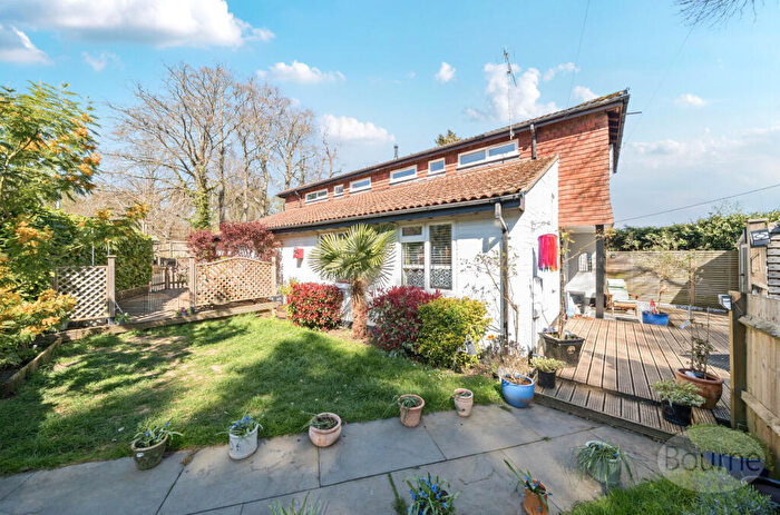 2 Bedroom Semi-Detached House For Sale In Folly Hill, Farnham, Surrey, GU9