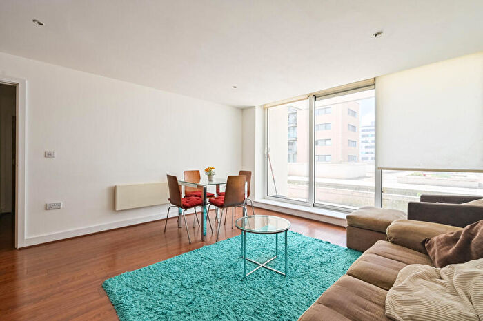 2 Bedroom Flat For Sale In Drift Court, Gallions Reach, London, E16