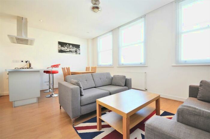 2 Bedroom Flat To Rent In Frampton Street, Edgware Road, NW8