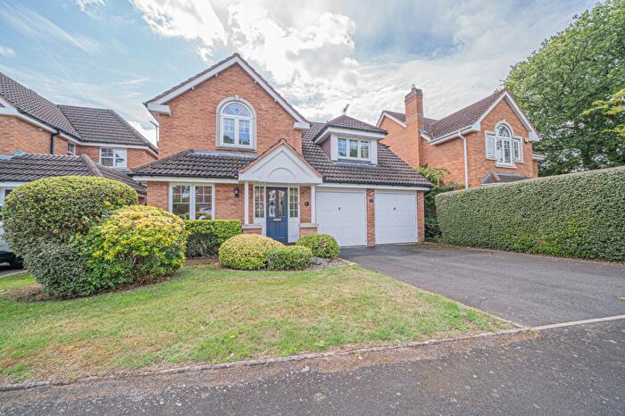 4 Bedroom Detached House For Sale In Glendon Way, Dorridge, B93