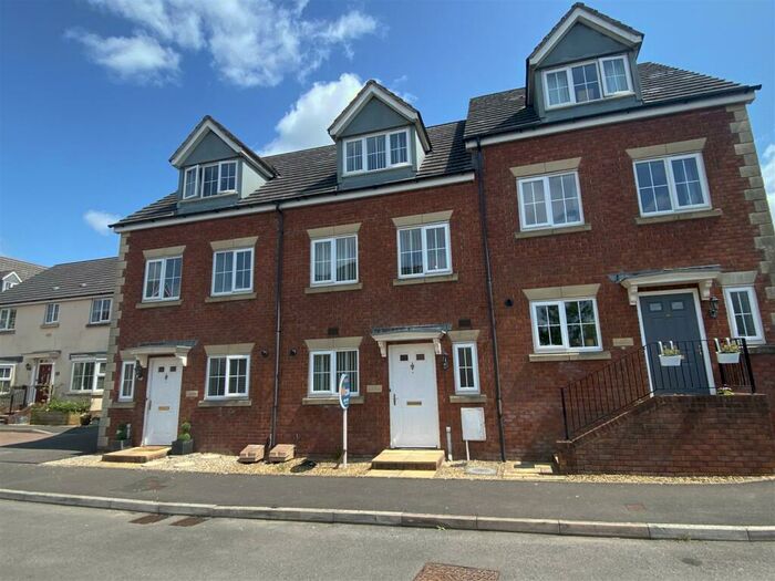 3 Bedroom Town House To Rent In Bayfield Wood Close, Chepstow, NP16