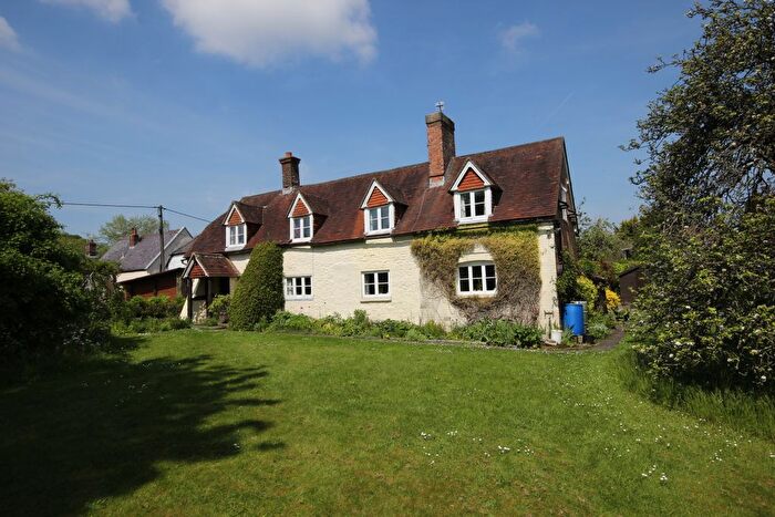 6 Bedroom Detached House For Sale In High Street, Selborne, GU34