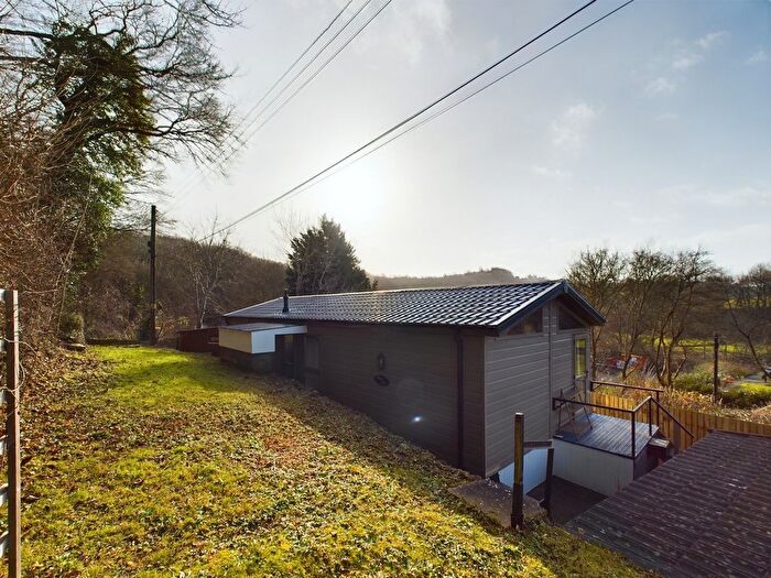2 Bedroom Chalet For Sale In Wyelands Park, Lower Lydbrook, Lydbrook, GL17