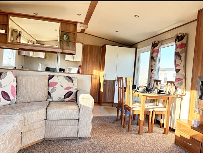 2 Bedroom Park Home For Sale In Leysdown Road, Leysdown-On-Sea, Sheerness, ME12