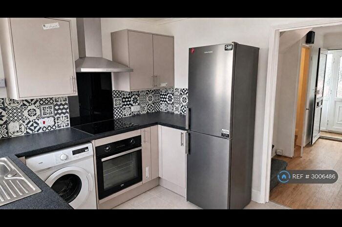 3 Bedroom Terraced House To Rent In Roodegate, Basildon, SS14