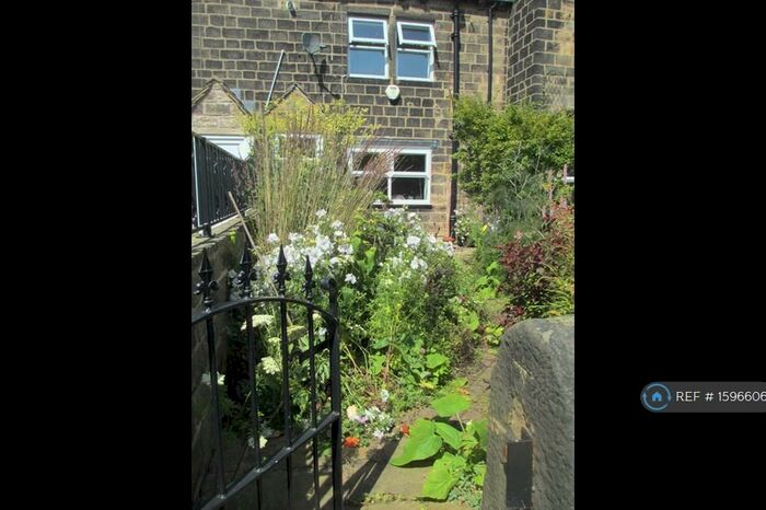 2 Bedroom Terraced House To Rent In London Street, Rawdon, LS19