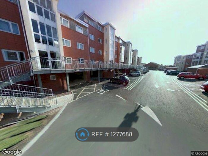 2 Bedroom Flat To Rent In Nautica, Selby YO8