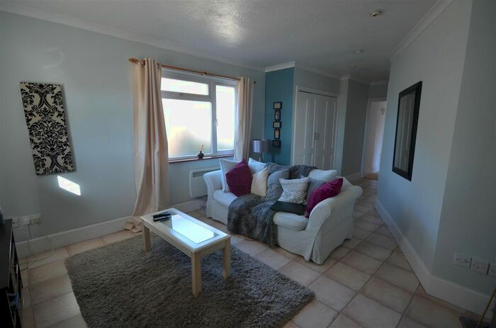 1 Bedroom Bungalow To Rent In Sandy Way, Croyde, Braunton, EX33