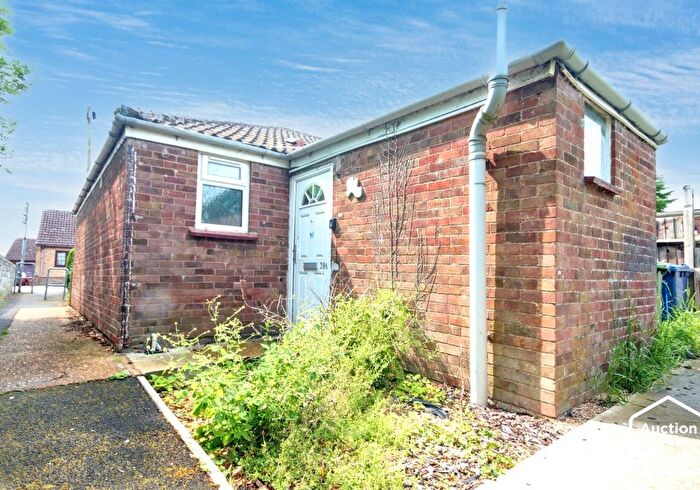 1 Bedroom Terraced Bungalow For Sale In A High Street, March, Cambridgeshire, PE15