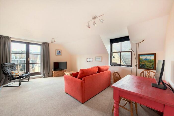 1 Bedroom Apartment To Rent In Wordsworth Place, Southampton Road, London, NW5