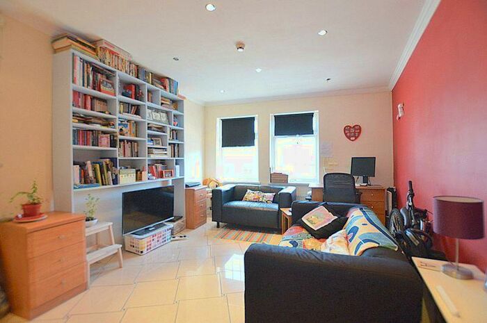 1 Bedroom Apartment To Rent In Pinner Road, North Harrow, HA2