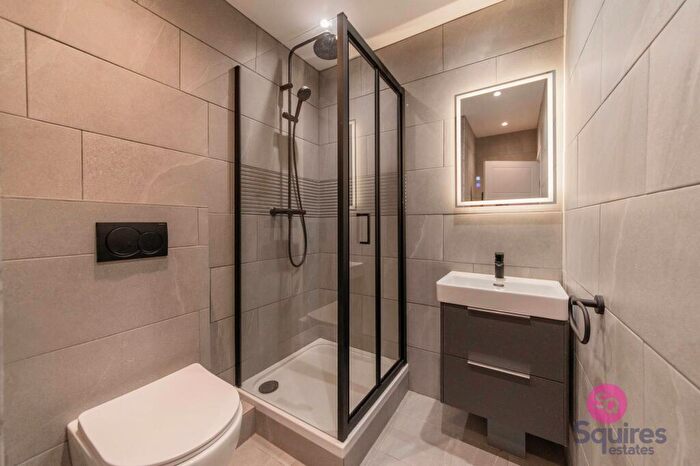 2 Bedroom Flat To Rent In Holders Hill Road, London, NW4