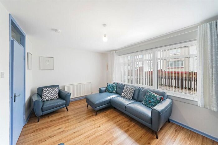 2 Bedroom End Of Terrace House For Sale In Broom Path, Baillieston, Glasgow, Glasgow City, G69