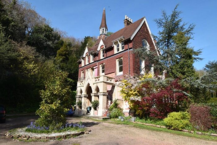 3 Bedroom Flat To Rent In Reigate Hill, Reigate, Surrey, RH2