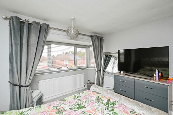 3 Bedroom End Of Terrace House For Sale In Langford Road, Mansfield, Nottinghamshire, NG19