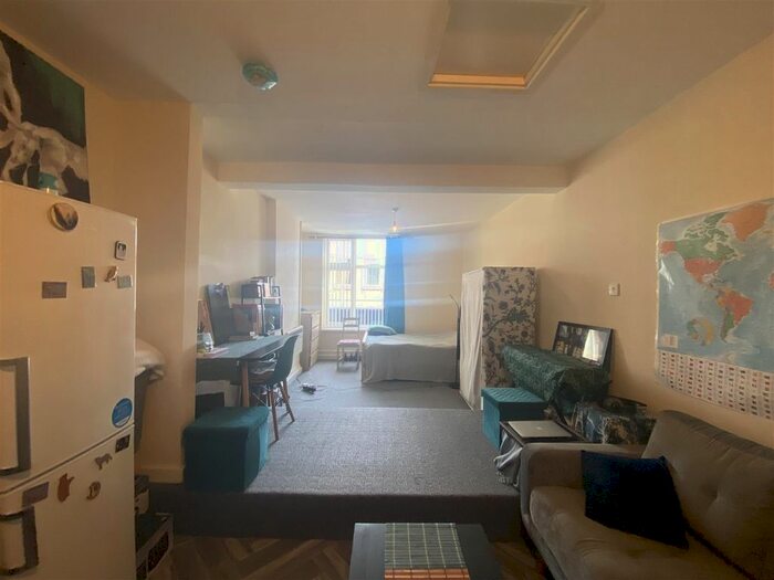 Studio To Rent In Cranmer Street, Leicester, LE3