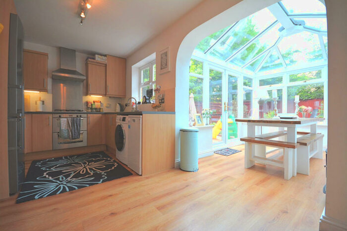 3 Bedroom Semi-Detached House To Rent In Dunford Place, Binfield, RG42