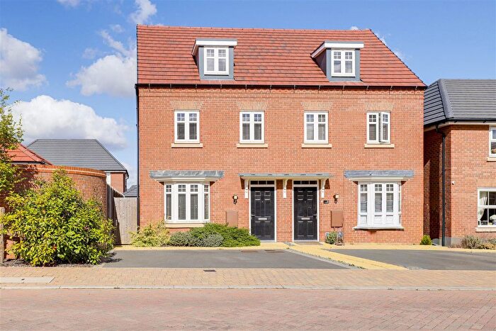 3 Bedroom Semi-Detached House For Sale In Evans Road, East Leake, Loughborough, LE12