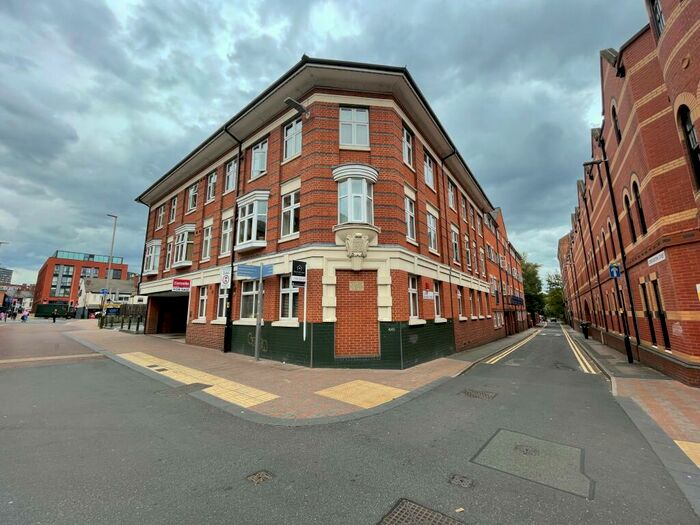 2 Bedroom Apartment To Rent In Minster Court, Leicester, LE1