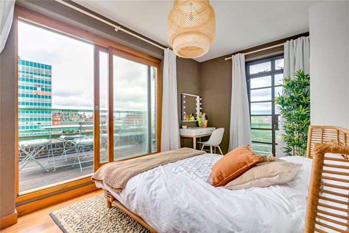 3 Bedroom Flat To Rent In Dorset House, Marylebone, NW1