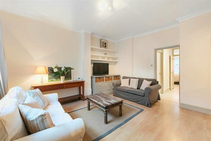 2 Bedroom Flat To Rent In Alderney Street, London, SW1V